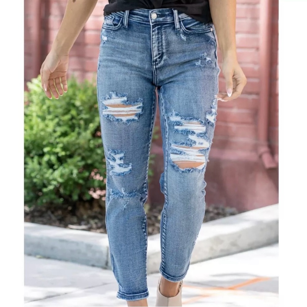 JUDY BLUE High Waist Distressed Destroyed Boyfriend Fit Blue Jeans
